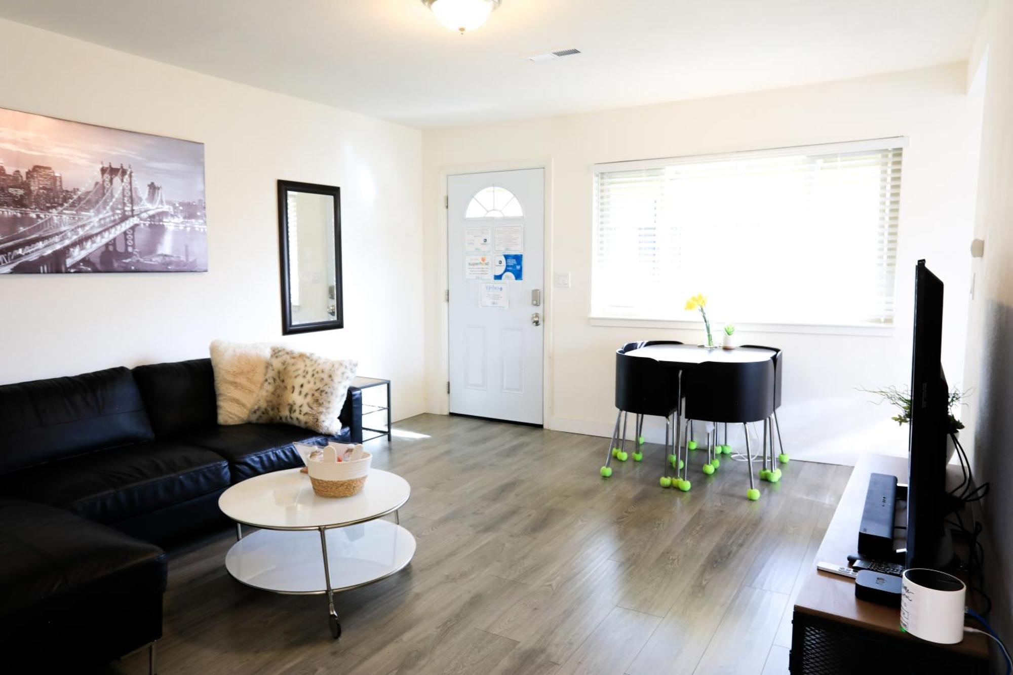 2Br Apt With Brand New Super Quite Ac, Washer, Dryer, Free Ev Station, Free Parking In Cupertino Саннивейл Экстерьер фото