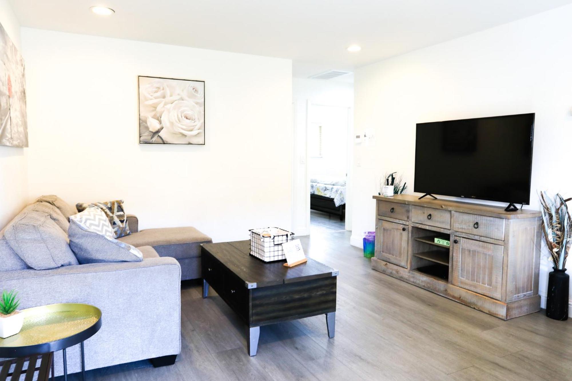 2Br Apt With Brand New Super Quite Ac, Washer, Dryer, Free Ev Station, Free Parking In Cupertino Саннивейл Экстерьер фото