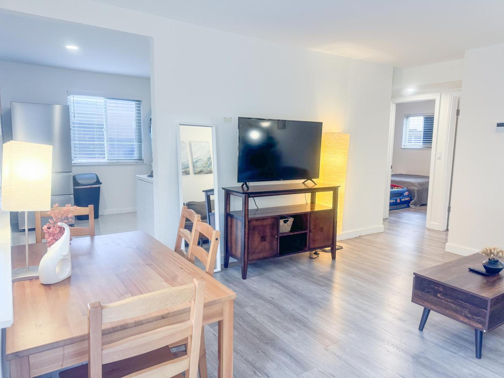 2Br Apt With Brand New Super Quite Ac, Washer, Dryer, Free Ev Station, Free Parking In Cupertino Саннивейл Экстерьер фото